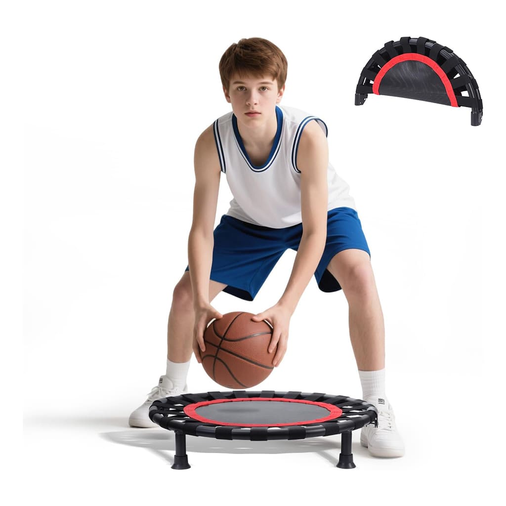 Biała JumpCore trampolina do treningu koszykarskiego z chłopcem grającym w koszykówkę.
